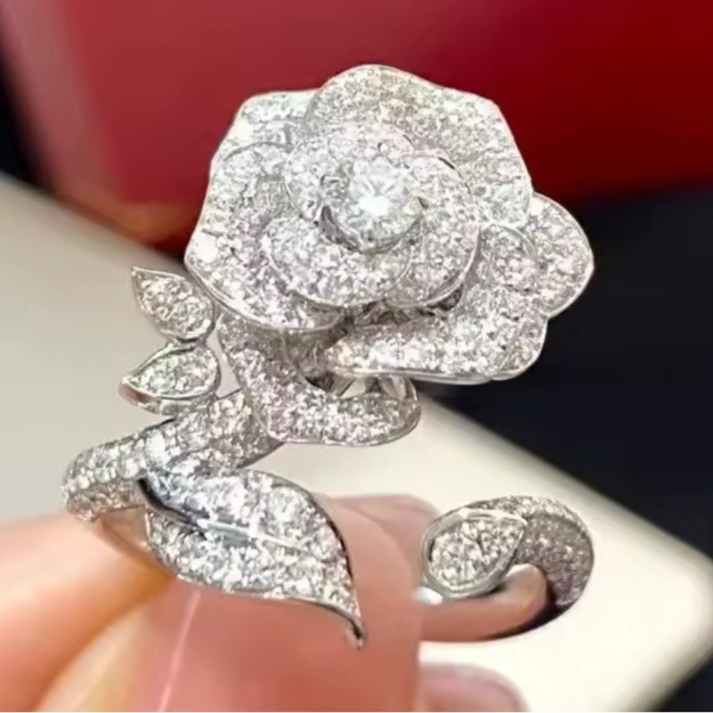 925 Sterling Silver Rose Ring with Adjustable Opening and Cubic Zirconia.
